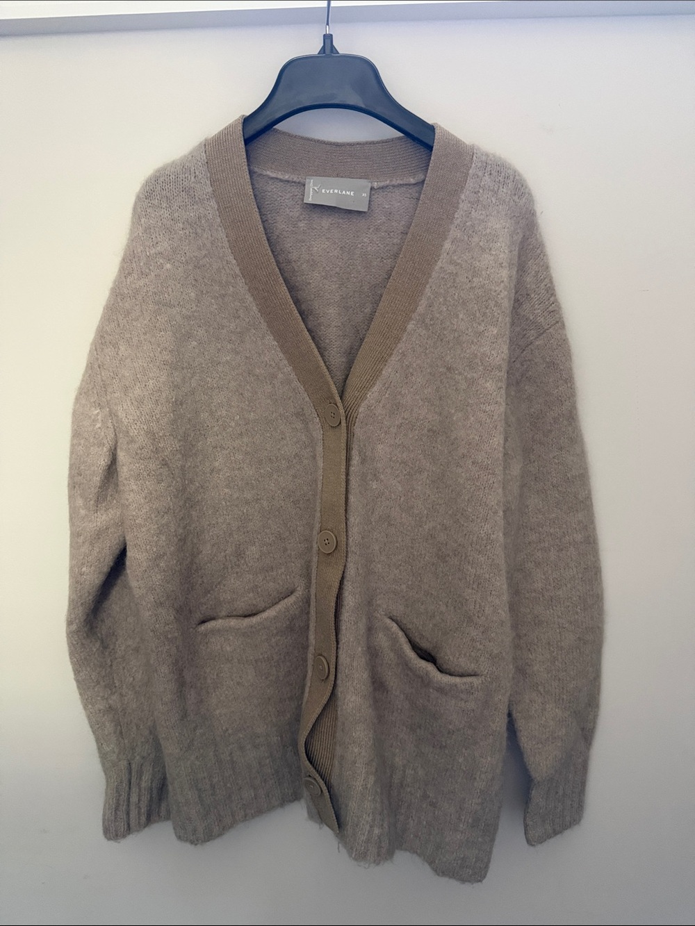 Everlane Alpaca/Wool Taupe/Beige Wool-Blend V-Neck Cardigan - Oversozed- size XS